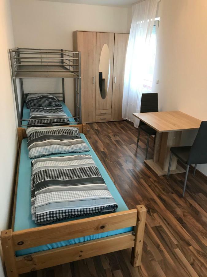 Monteurzimmer Sankt Augustin Eksteriør billede