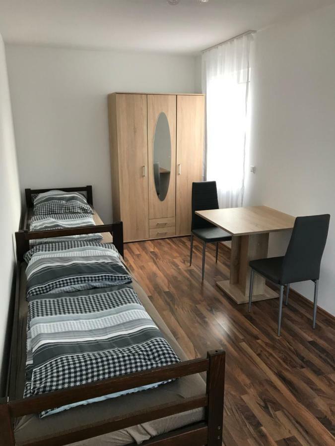 Monteurzimmer Sankt Augustin Eksteriør billede